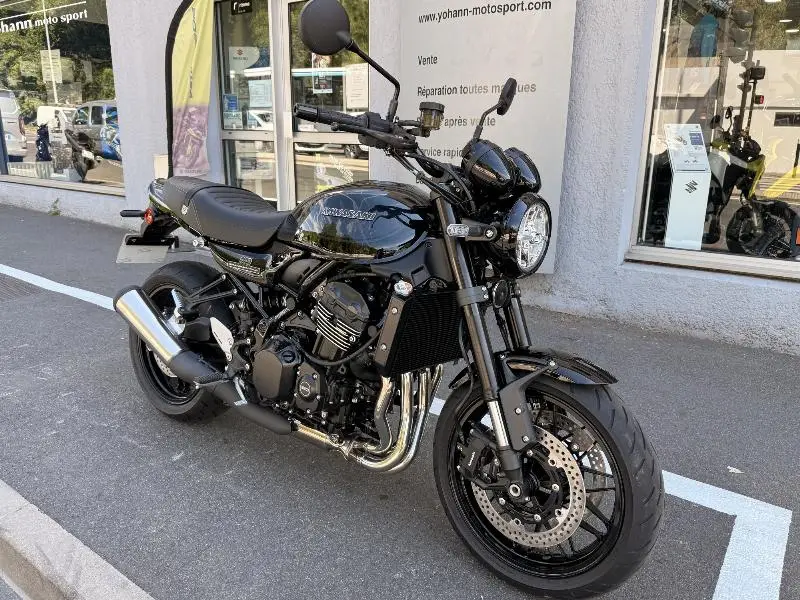 Z 900 RS Black Ball Edition