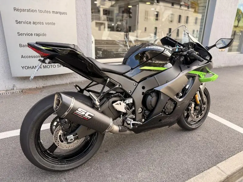 ZX10R