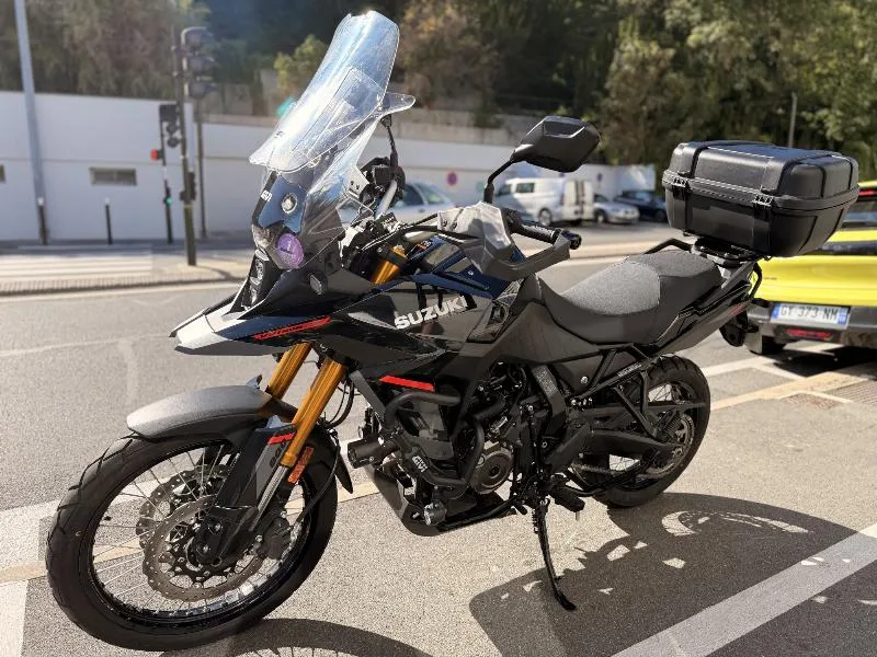 DL VSTROM 800DE