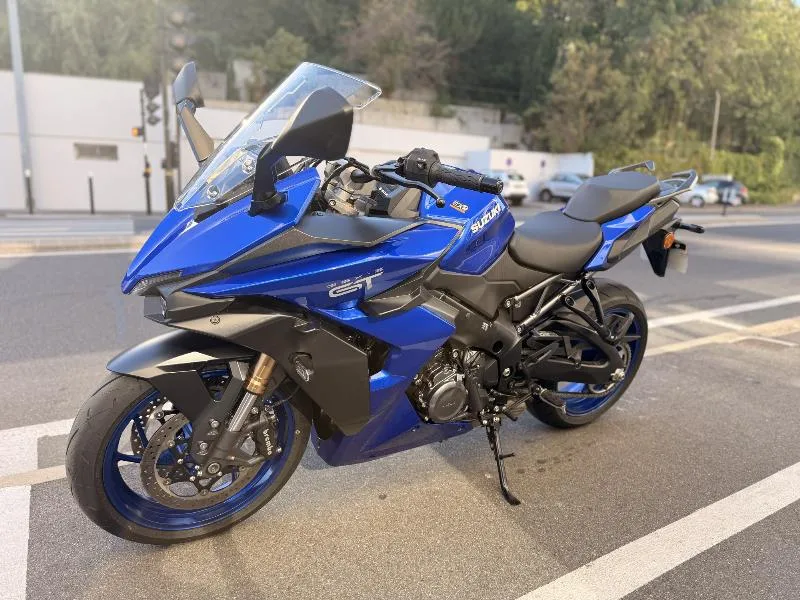 GSXS 1000 GT