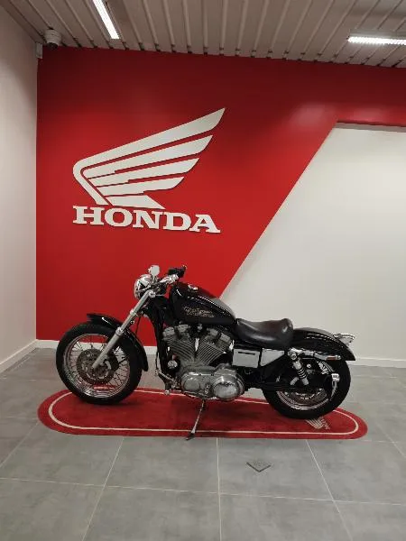 SPORTSTER 883