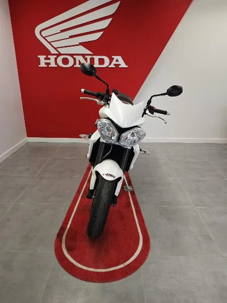 STREET TRIPLE 675 R