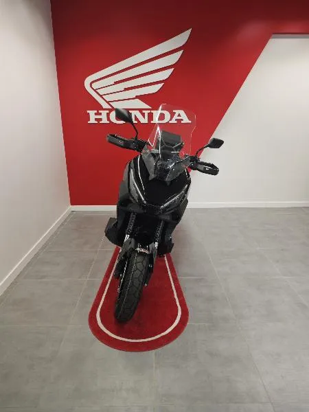 XADV 750 DCT