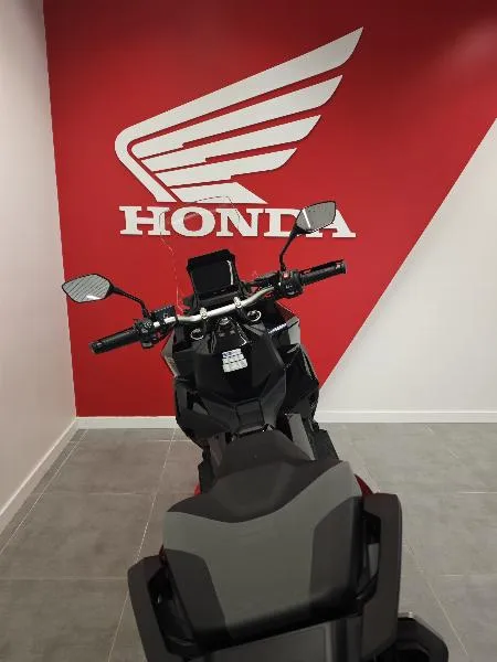 XADV 750 DCT