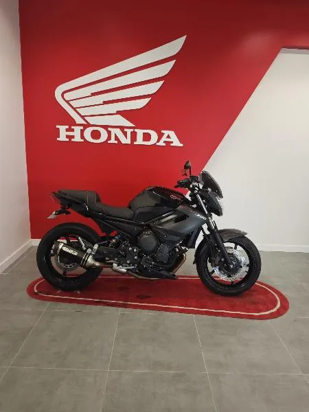 XJ6 