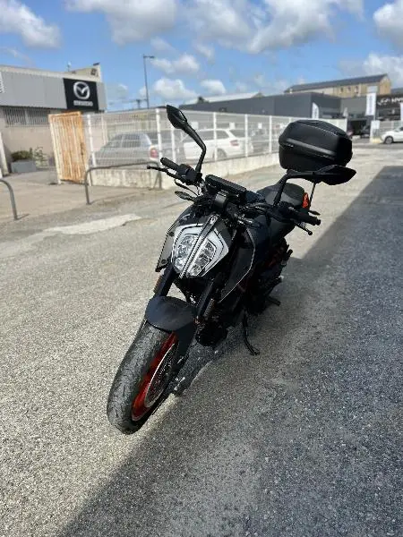 125 DUKE ABS