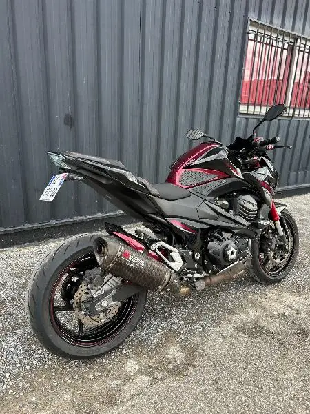 Z 800