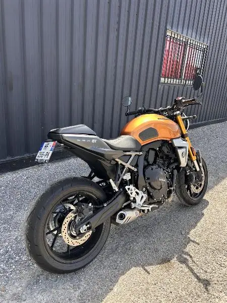 GSX8S