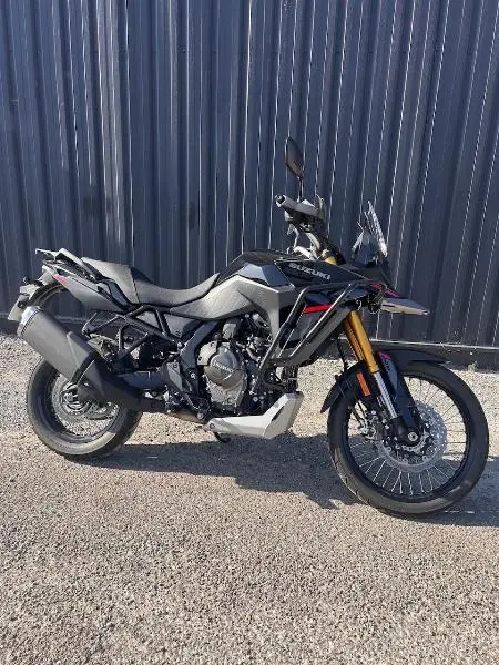DL VSTROM 800DE