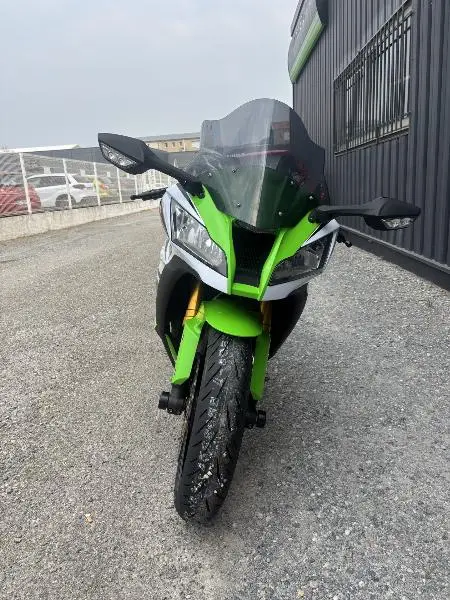ZX10R