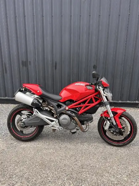 696 MONSTER