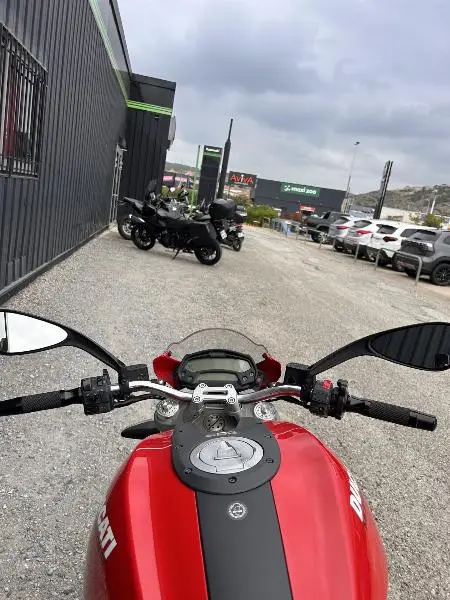 696 MONSTER