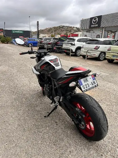 GSX8S