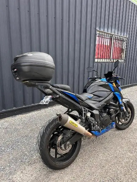 GSXS 750