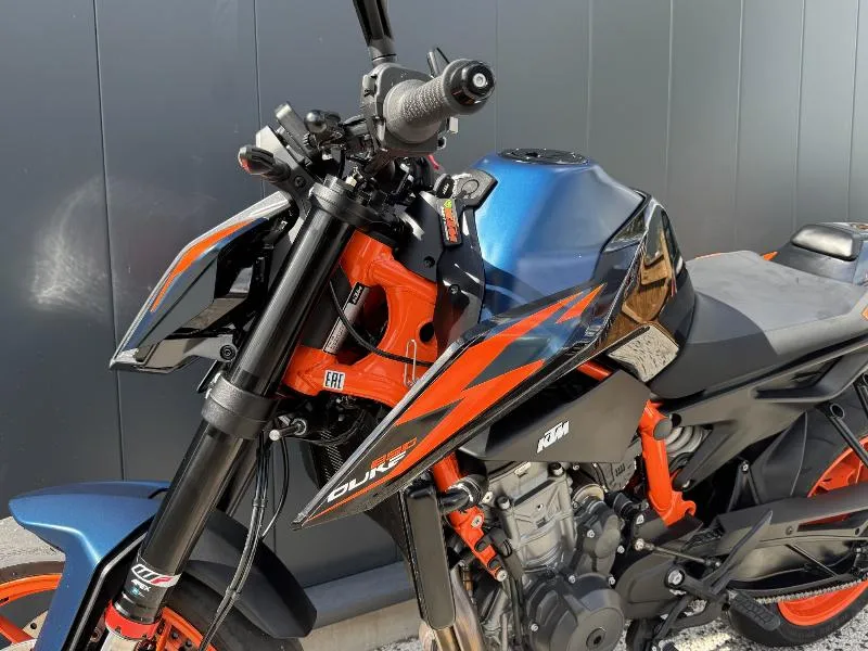 KTM 890 DUKE R 2022