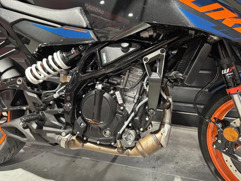 KTM 125 DUKE 2024