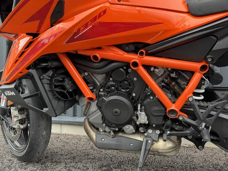 KTM 1390 SUPER DUKE R EVO 2024