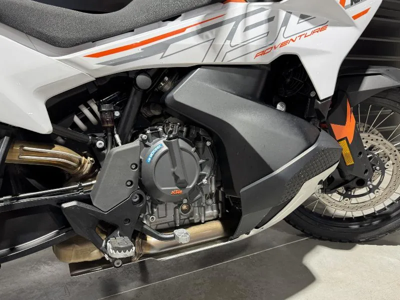 KTM 790 ADVENTURE 2024