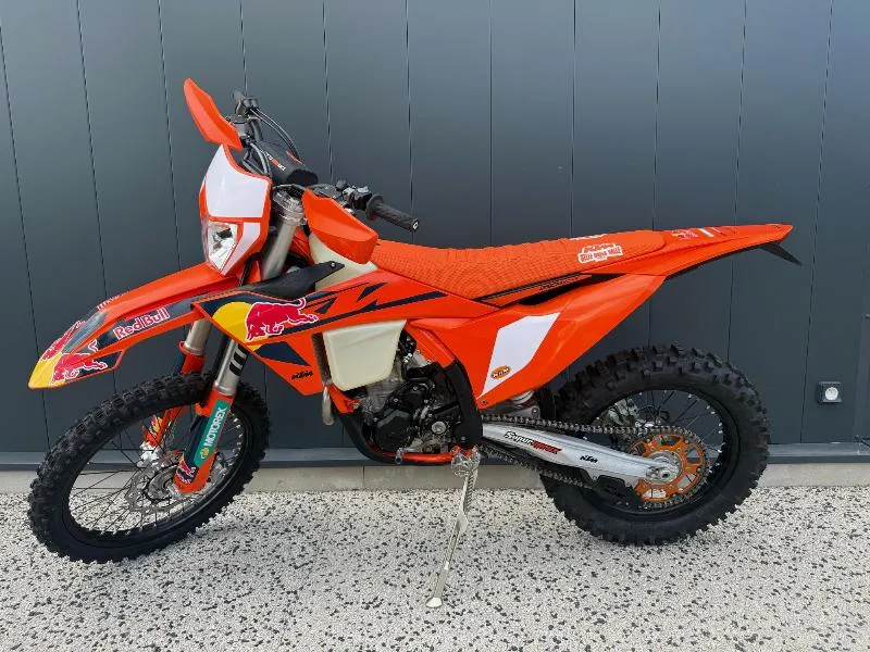KTM 250 EXCF CHAMPION EDITION 2025