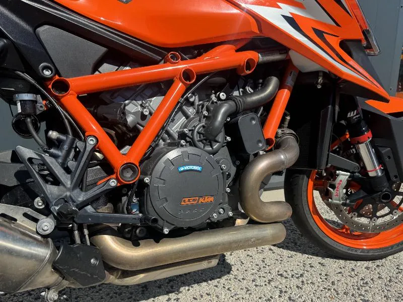 KTM 1290 SUPER DUKE R 2023
