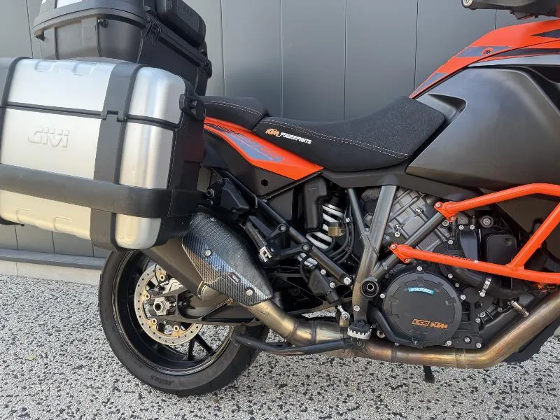 KTM 1290 SUPER ADVENTURE S 2020