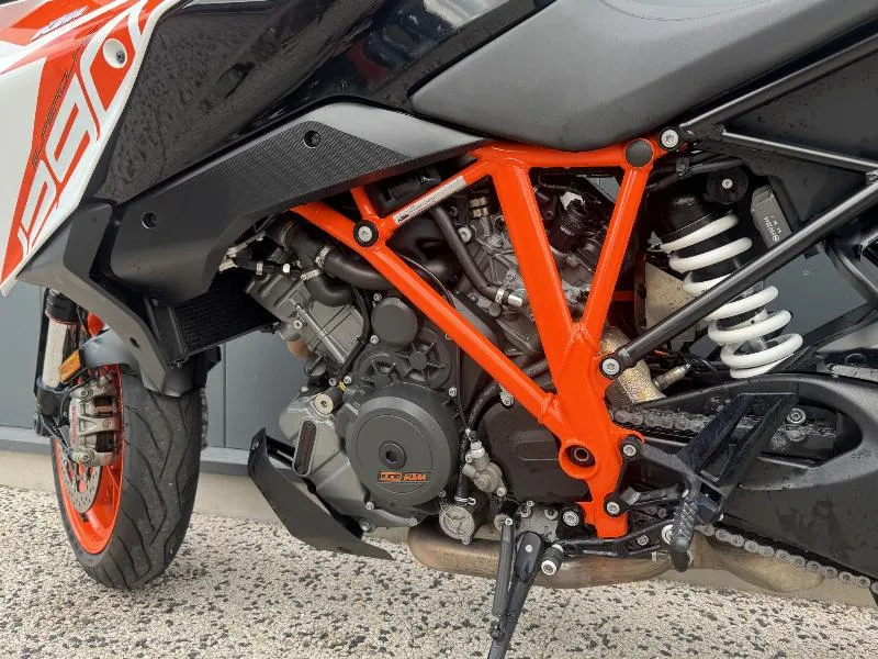 KTM 1290 SUPER DUKE GT 2020 VALISE