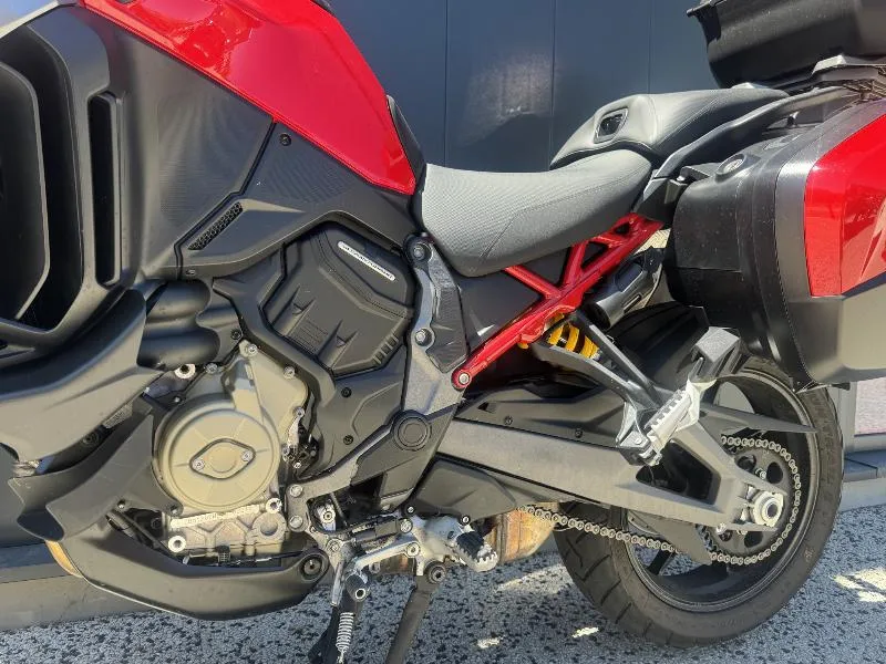 DUCATI MULTISTRADA V4S RADAR 2025