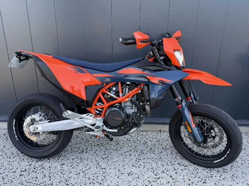 KTM 690 SMCR 2026
