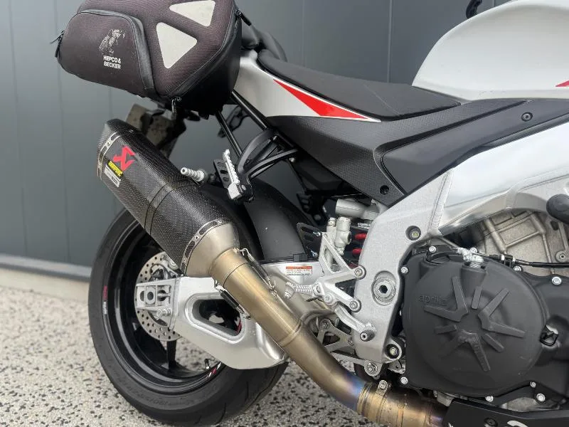 APRILIA TUONO V4 2022