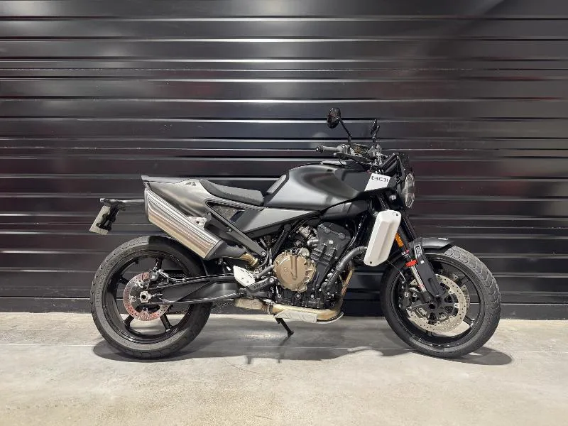 HUSQVARNA 801 SVARTPILEN 2024 2024