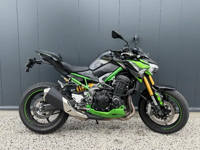 KAWASAKI Z900 SE 2024