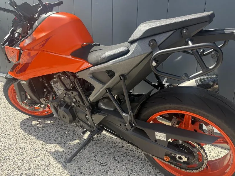 KTM 990 DUKE 2024