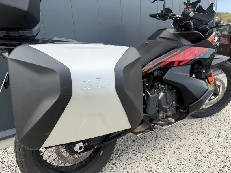 KTM 790 ADVENTURE 2024