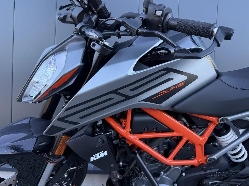 KTM 125 DUKE 2021