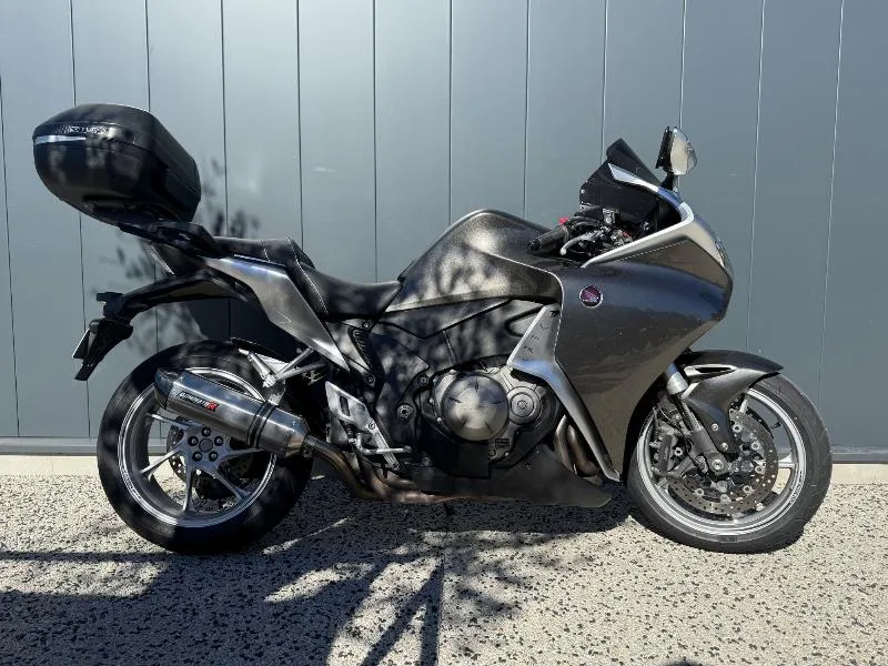 HONDA 1200 VFR 2013