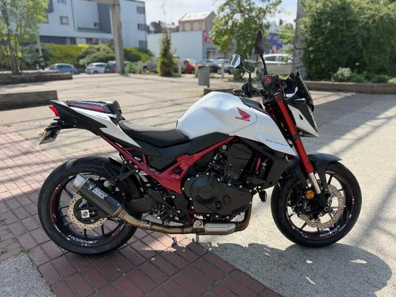 CB 750 HORNET
