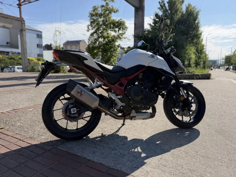 CB 750 HORNET