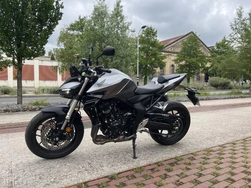 CB 1000 Hornet