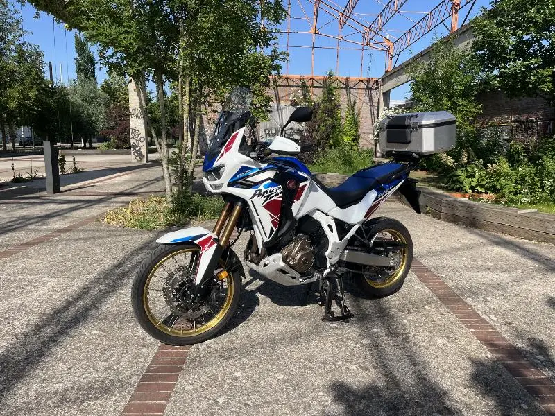 CRF 1100 L AFRICA TWIN ADVENTURE SPORTS