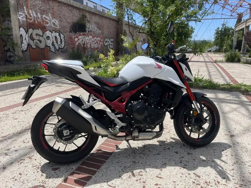 CB 750 HORNET