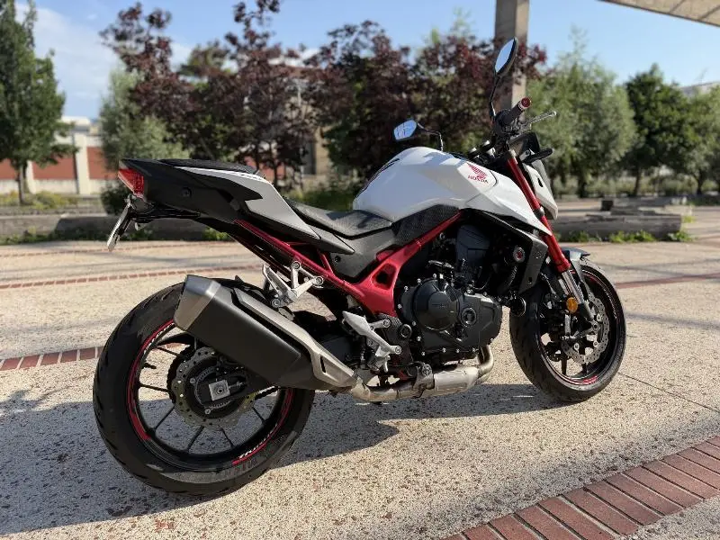 CB 750 HORNET