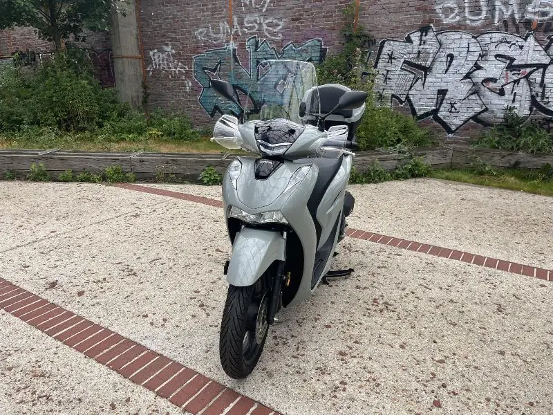 SH 125I
