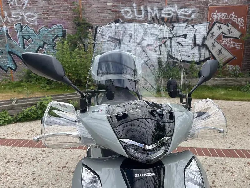 SH 125I