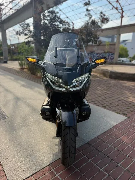 GL 1800 GOLDWING TOURING DCT