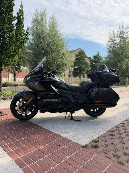 GL 1800 GOLDWING TOURING DCT