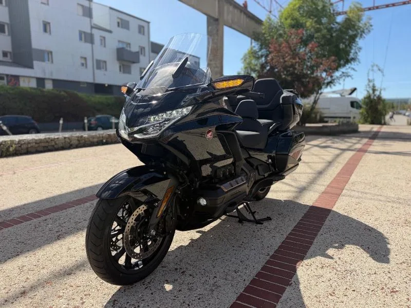 GL 1800 GOLDWING TOURING DCT