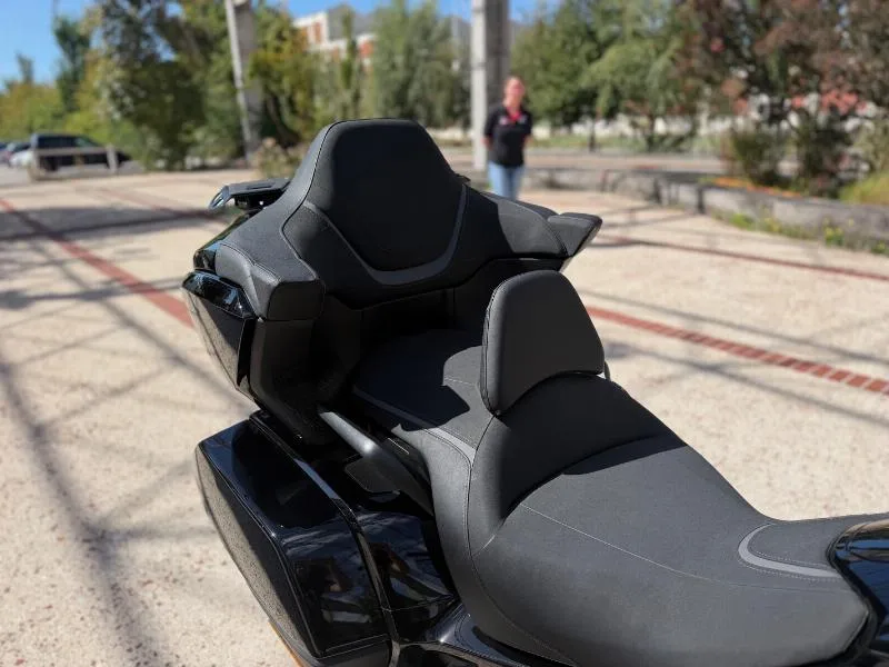 GL 1800 GOLDWING TOURING DCT