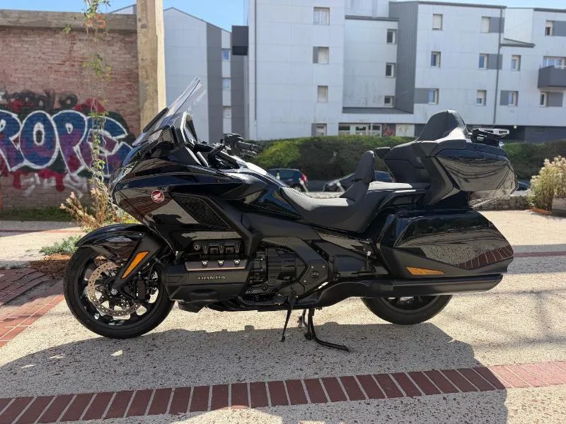 GL 1800 GOLDWING TOURING DCT