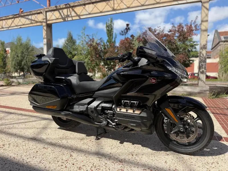 GL 1800 GOLDWING TOURING DCT