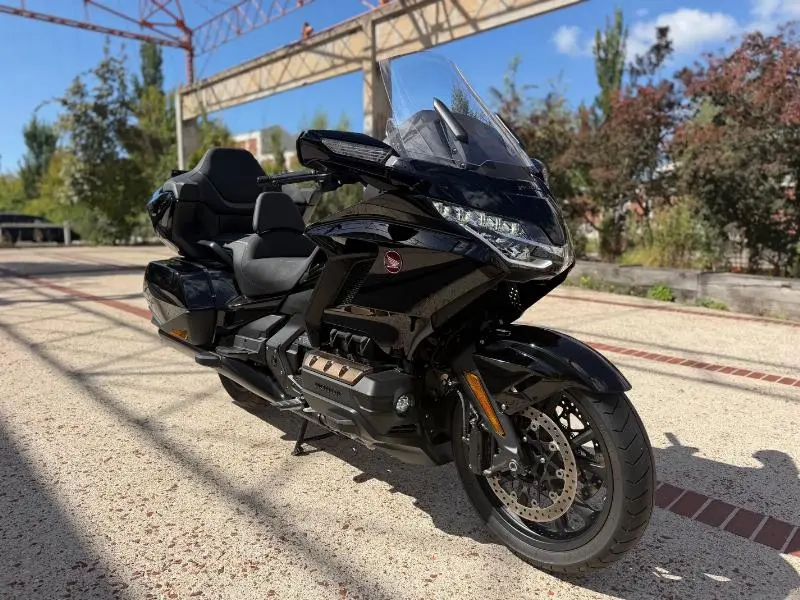 GL 1800 GOLDWING TOURING DCT